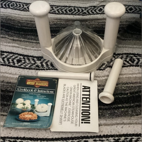 Preowned Great American Steakhouse Onion Machine 90s Vintage. - Picture 2 of 11